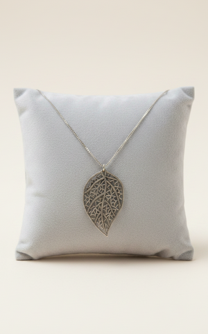 Golden Leaf Filigree Necklace