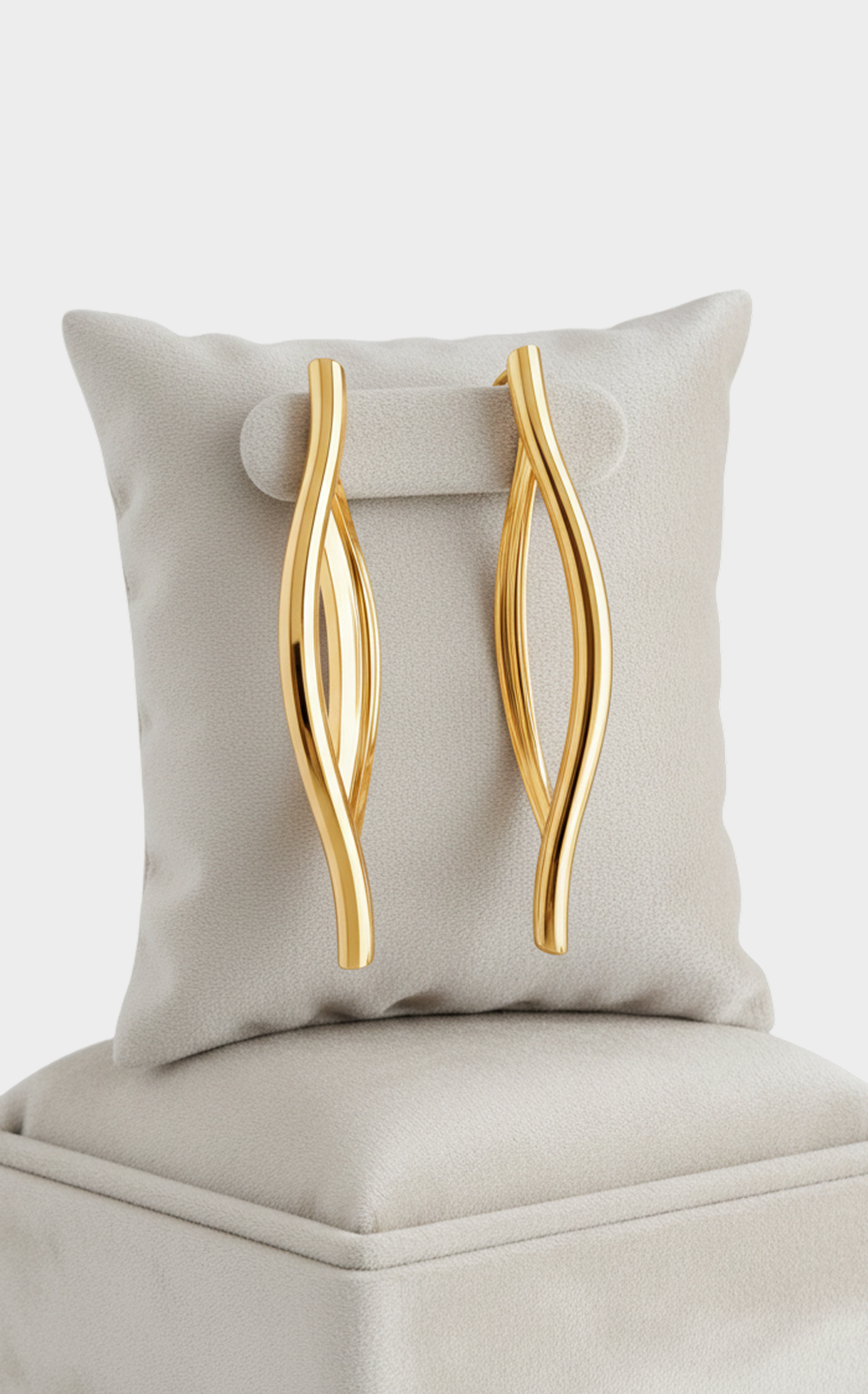 Twist of Elegance Earrings
